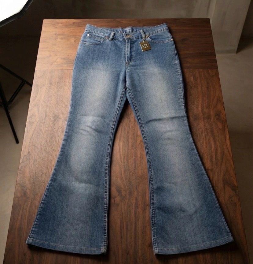 Un jean bootcut