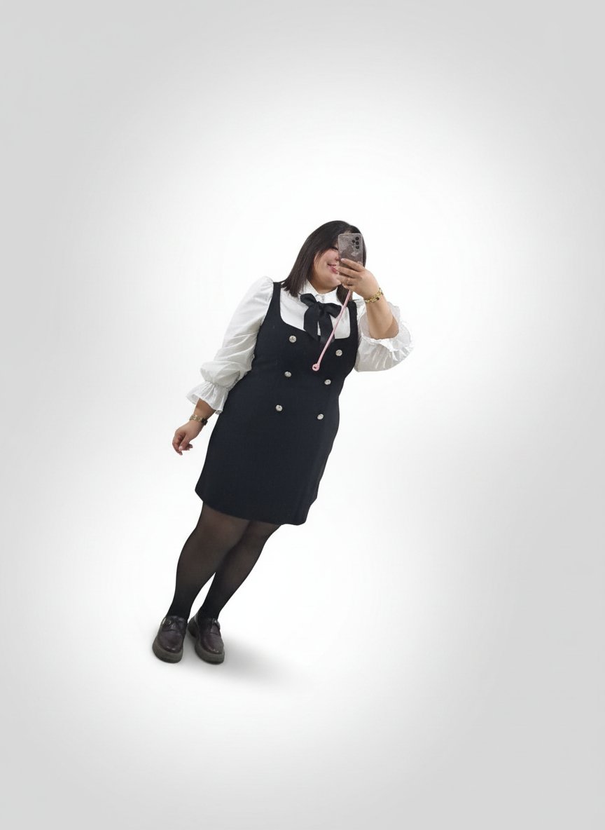 Une robe en tres bonne etat neuf 