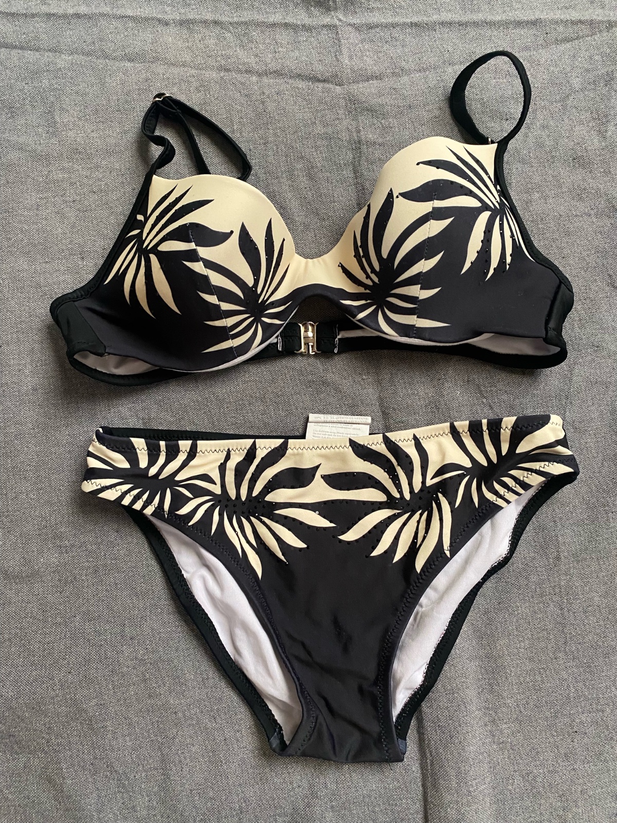 Bikini