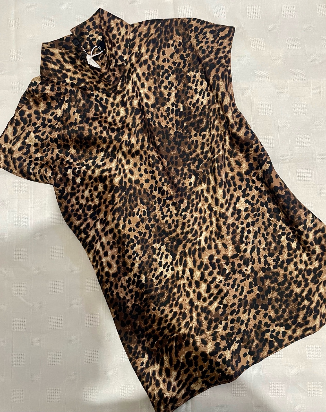 Haut leopard MANGO jamais porté