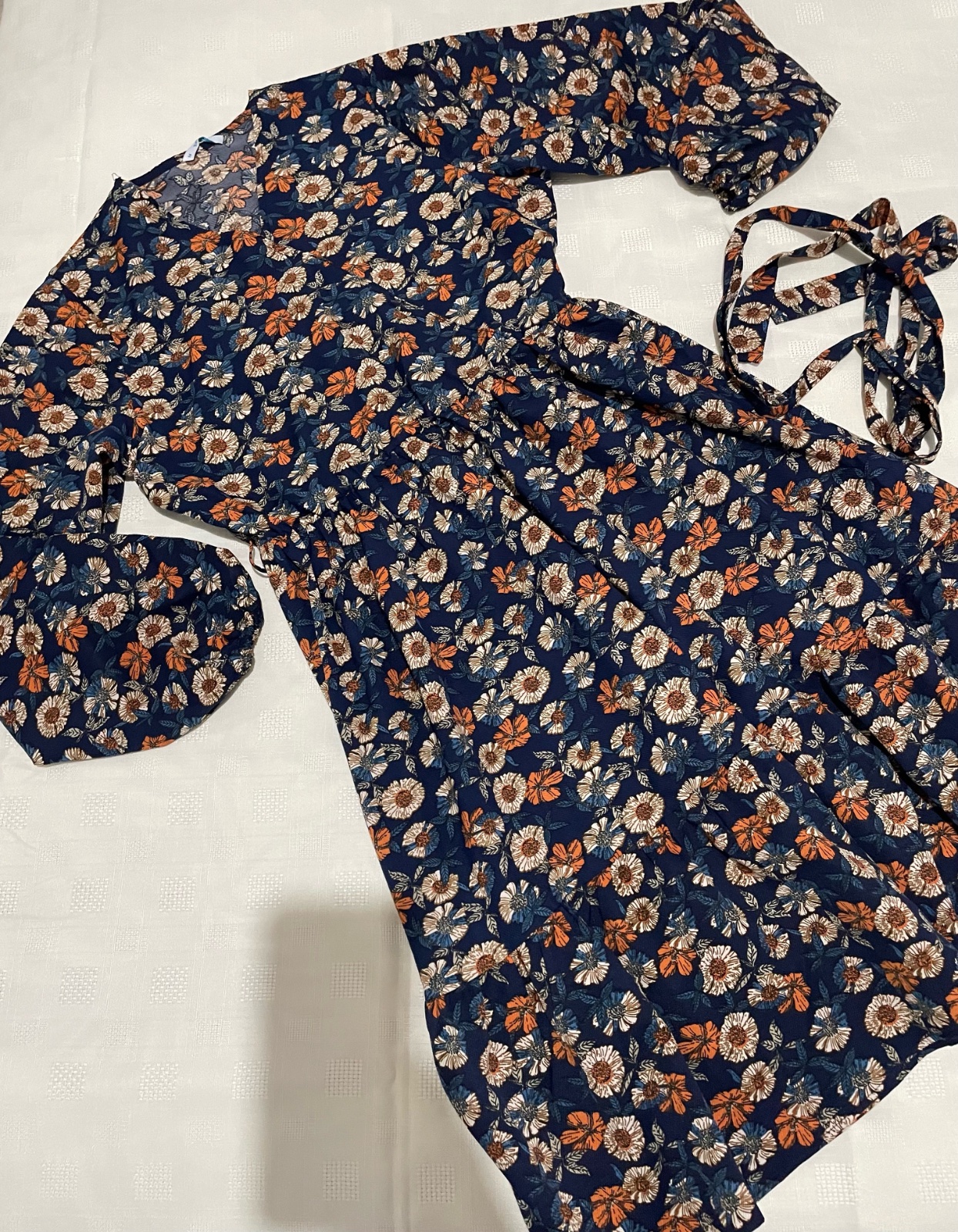 Petite robe mi-saison fleurie en excellent etat taille S 