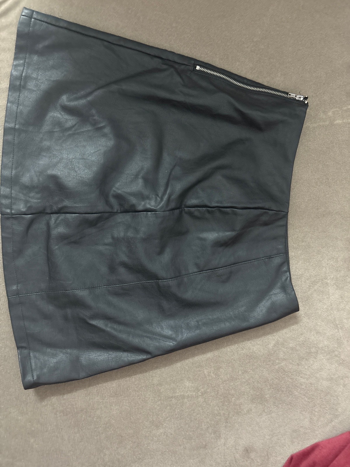 Mini jupe cuir noir