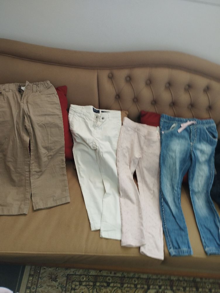 Lots de 4 pantalons 5 a 6 ans 