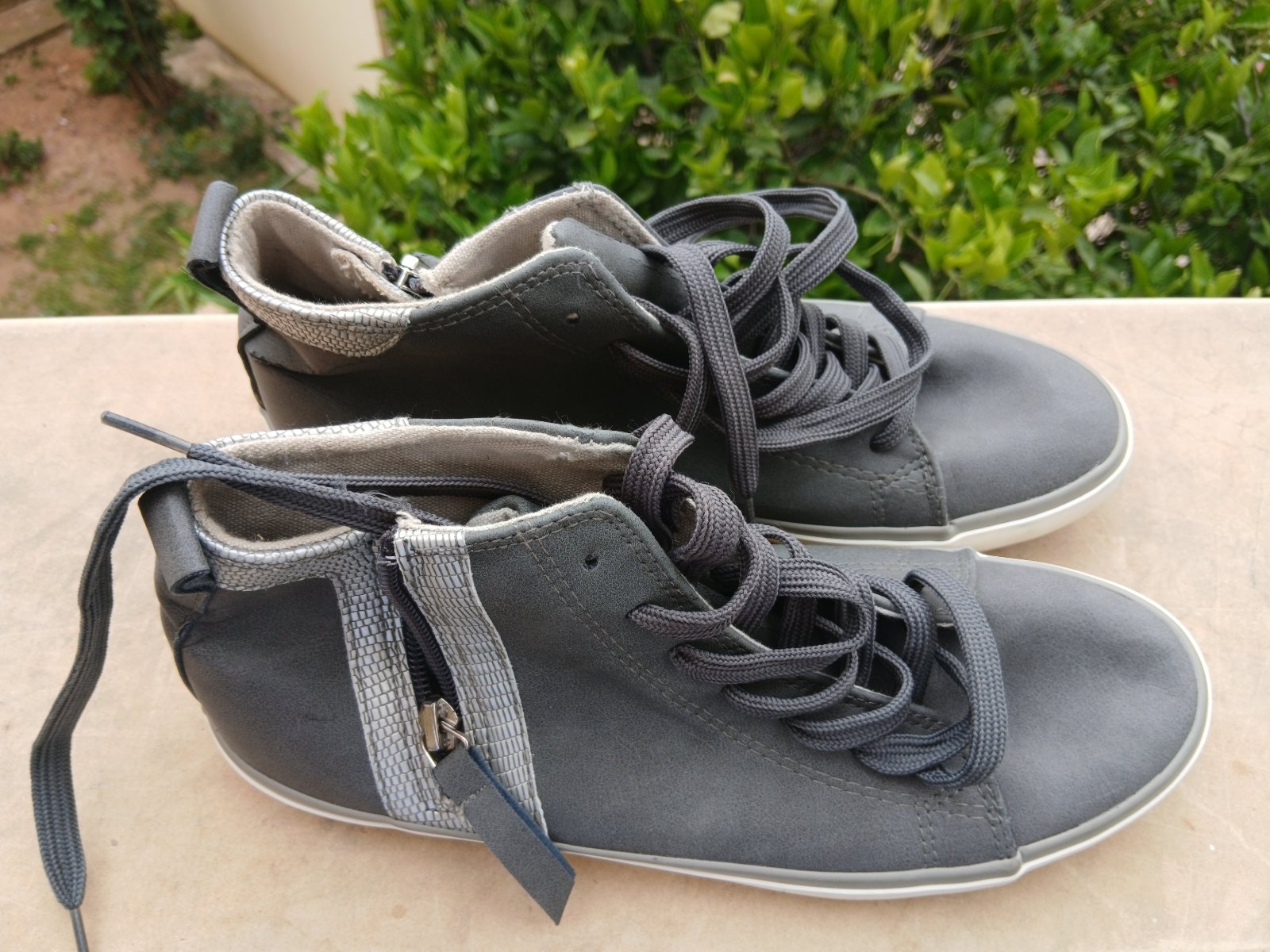 Sneaker 