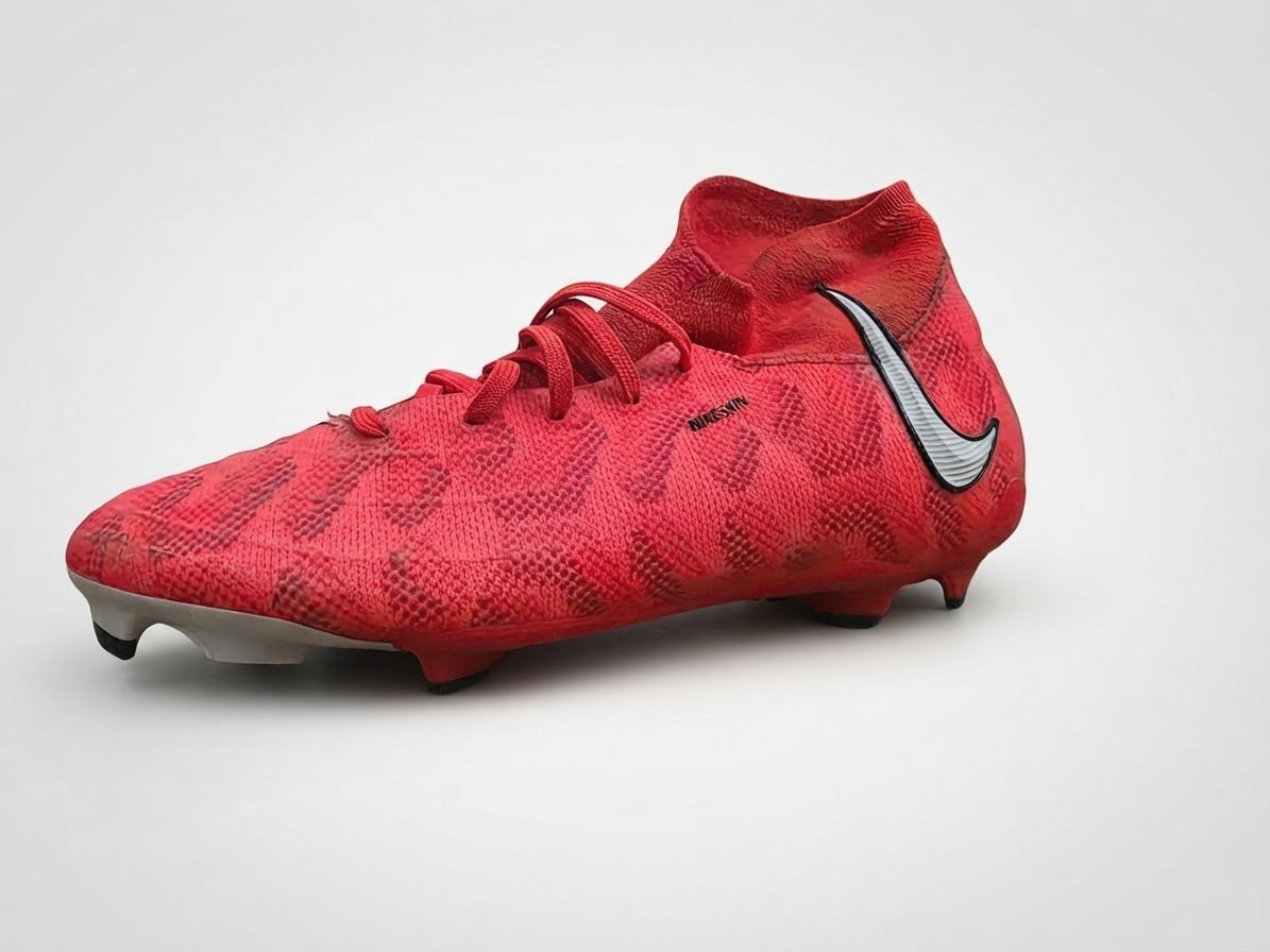 Nike phantom 