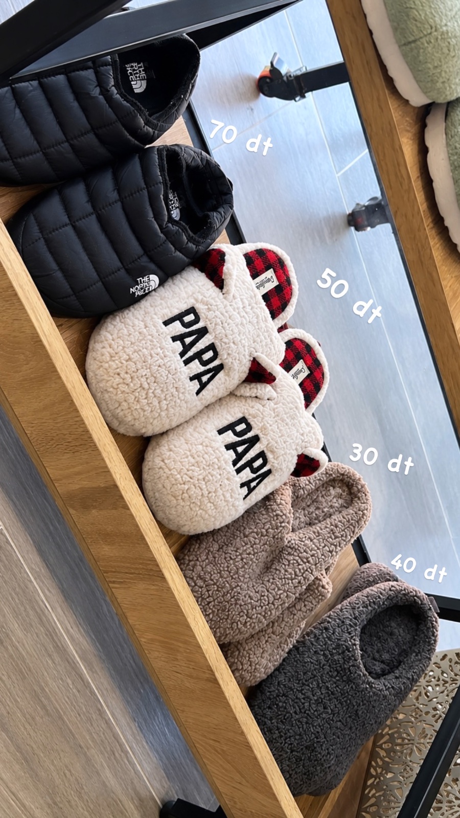 Slippers 