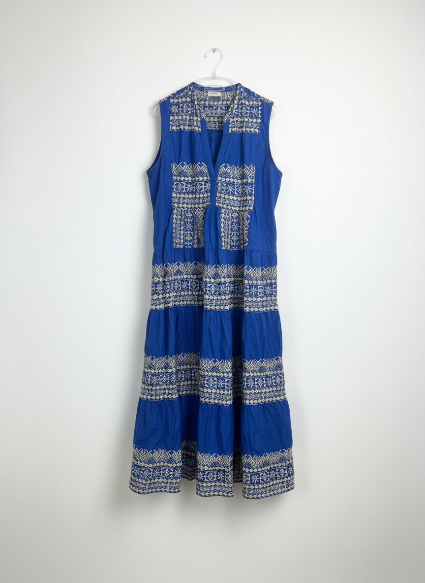 Robe brodee GOA Paris