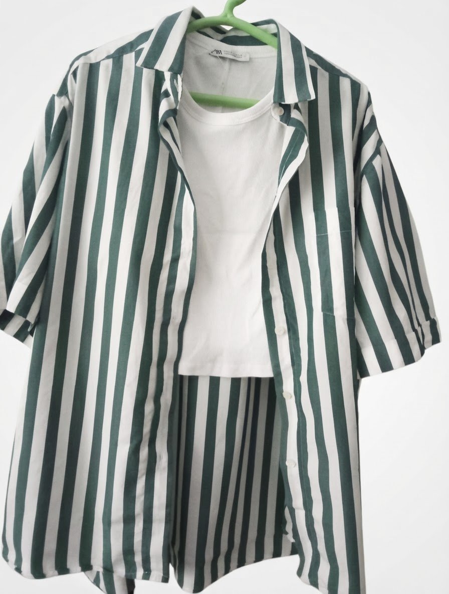 Chemise oversize demi manche avec top blanc zara