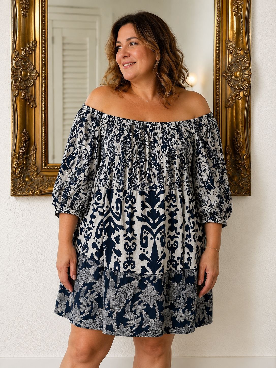 Robe à motif estival bleu et blanc,  taille 44, état parfait