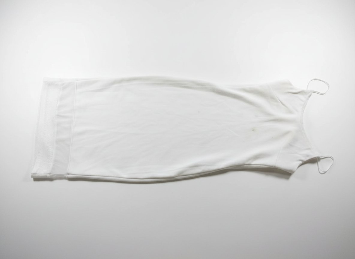 Je vide une robe sirène blanche la taille s