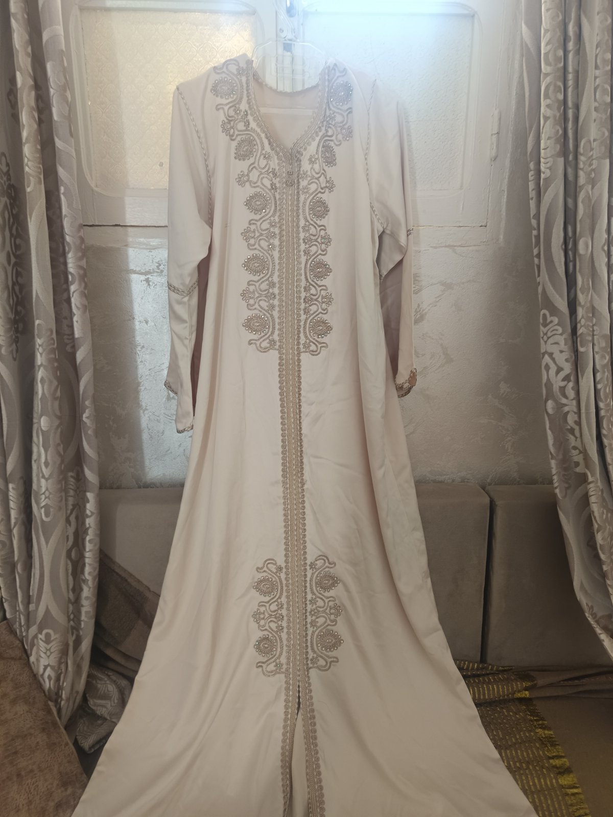 Caftan taille 40 