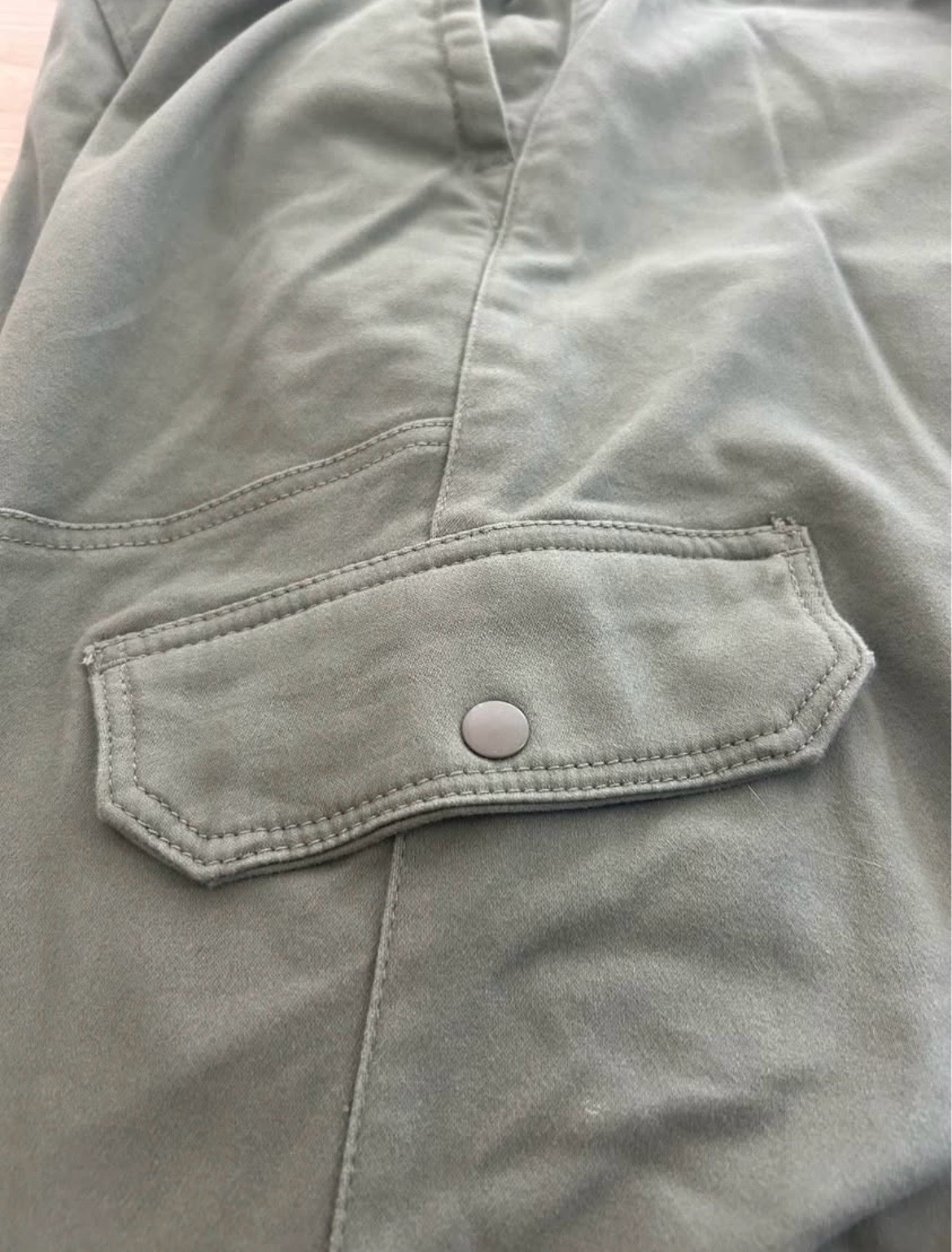 Cargo pants vert militaire coupe moderne