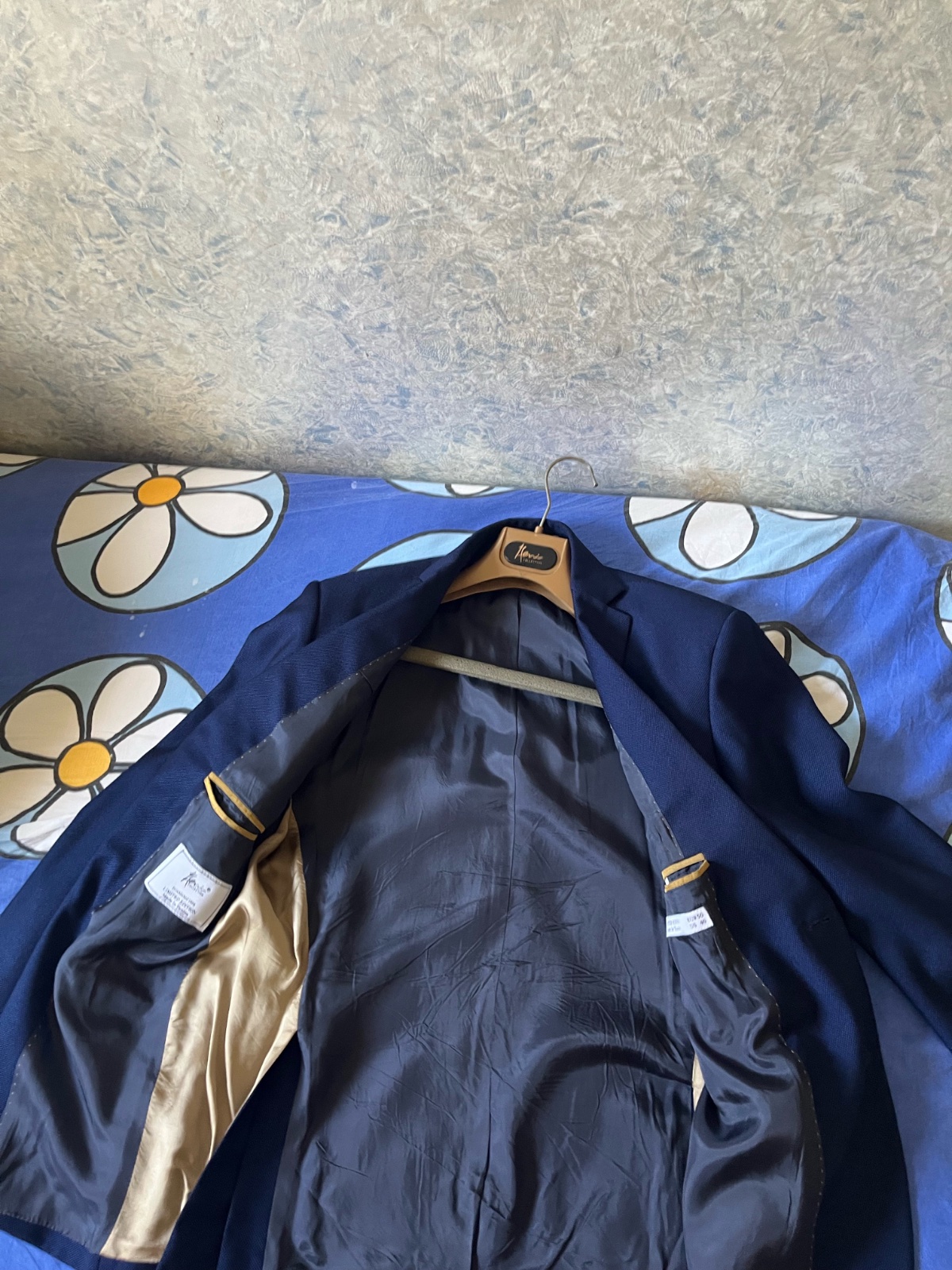 Costume 2 pièces ( blazer+ pantalon )