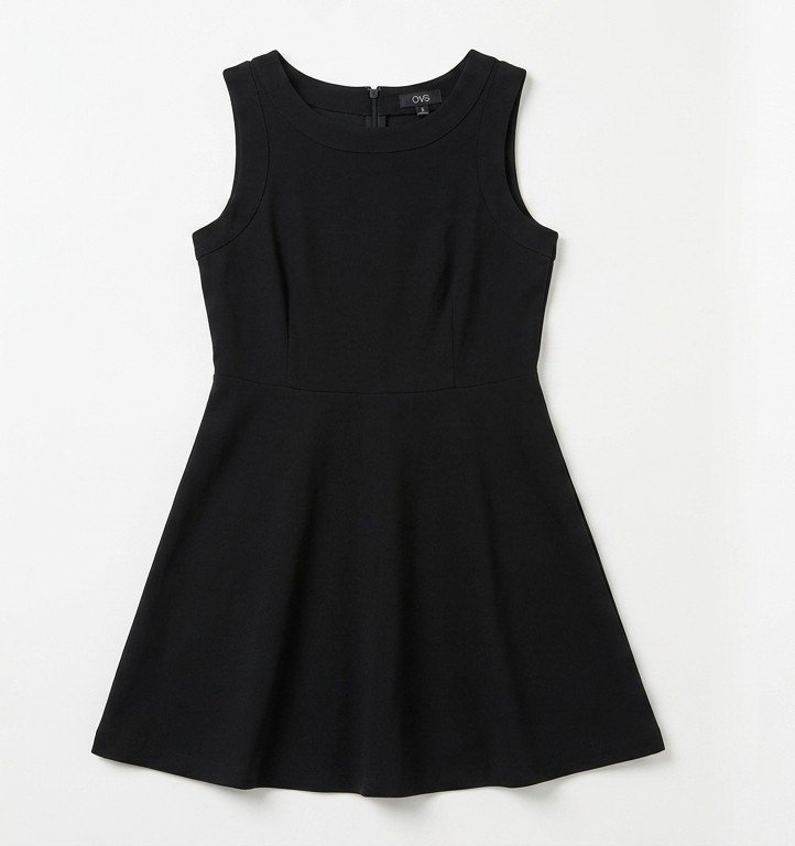 Petite robe noire évasée