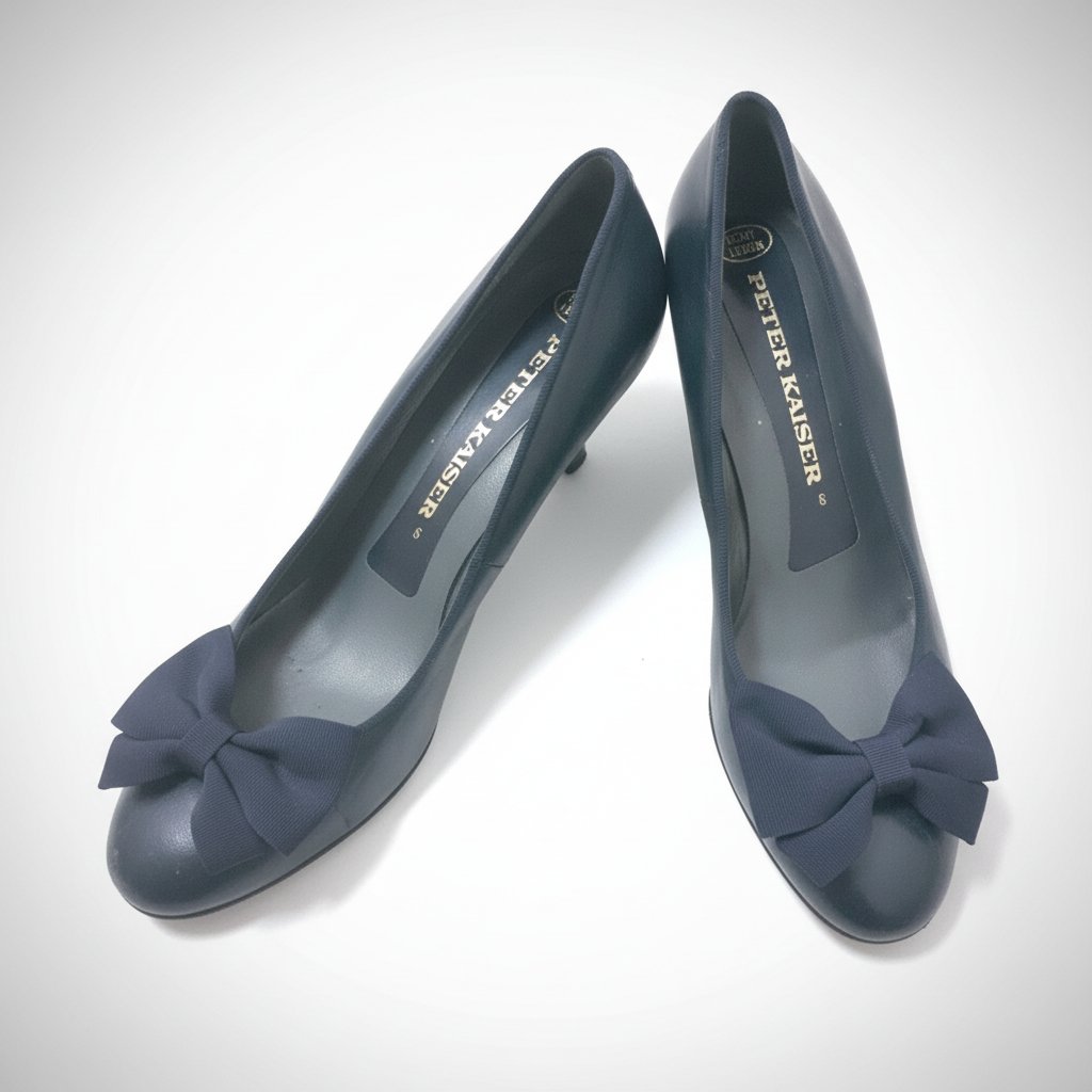 De magnifiques chaussures bleues à talons 