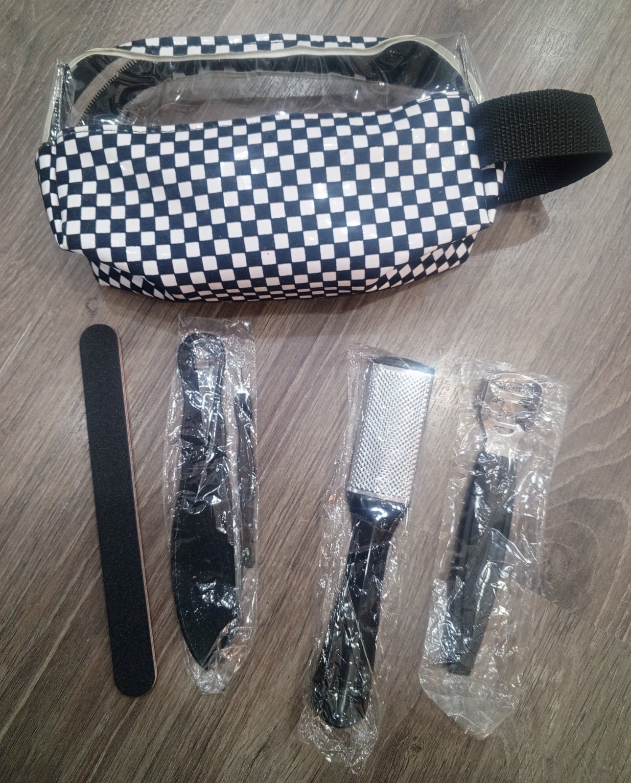 Lot 6 articles