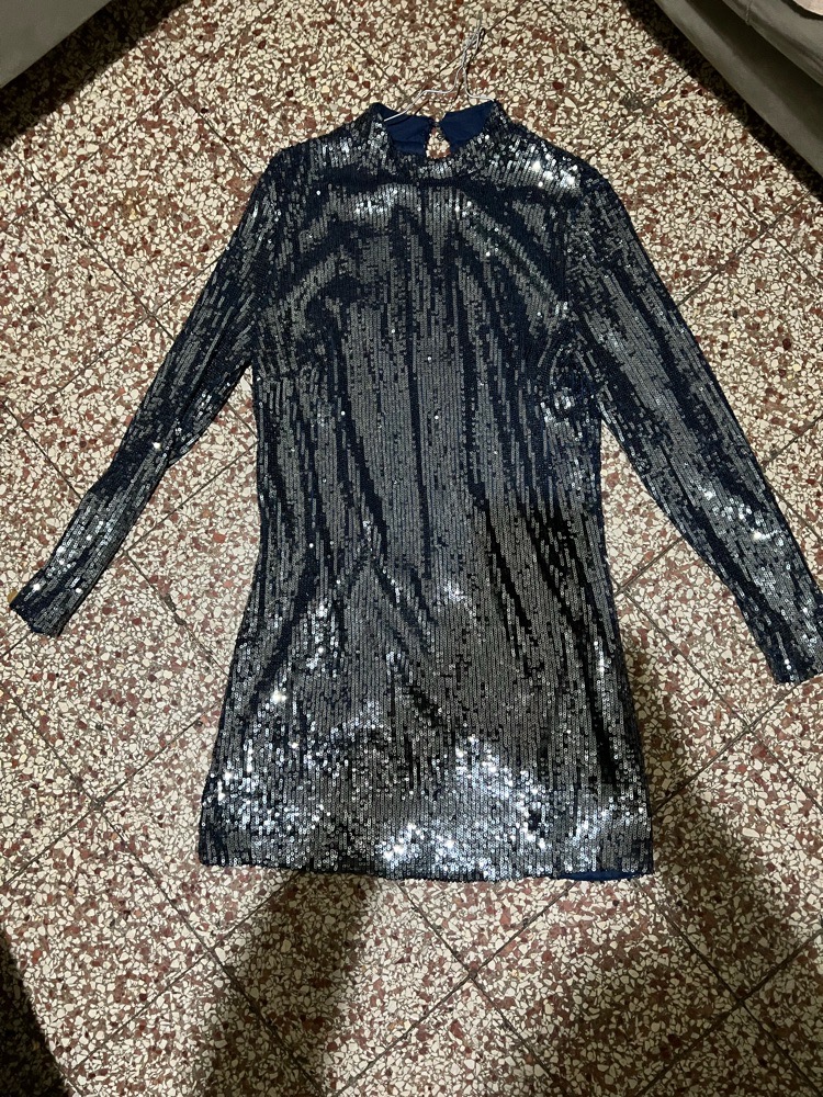 Robe glitter adorable de la marque new look 