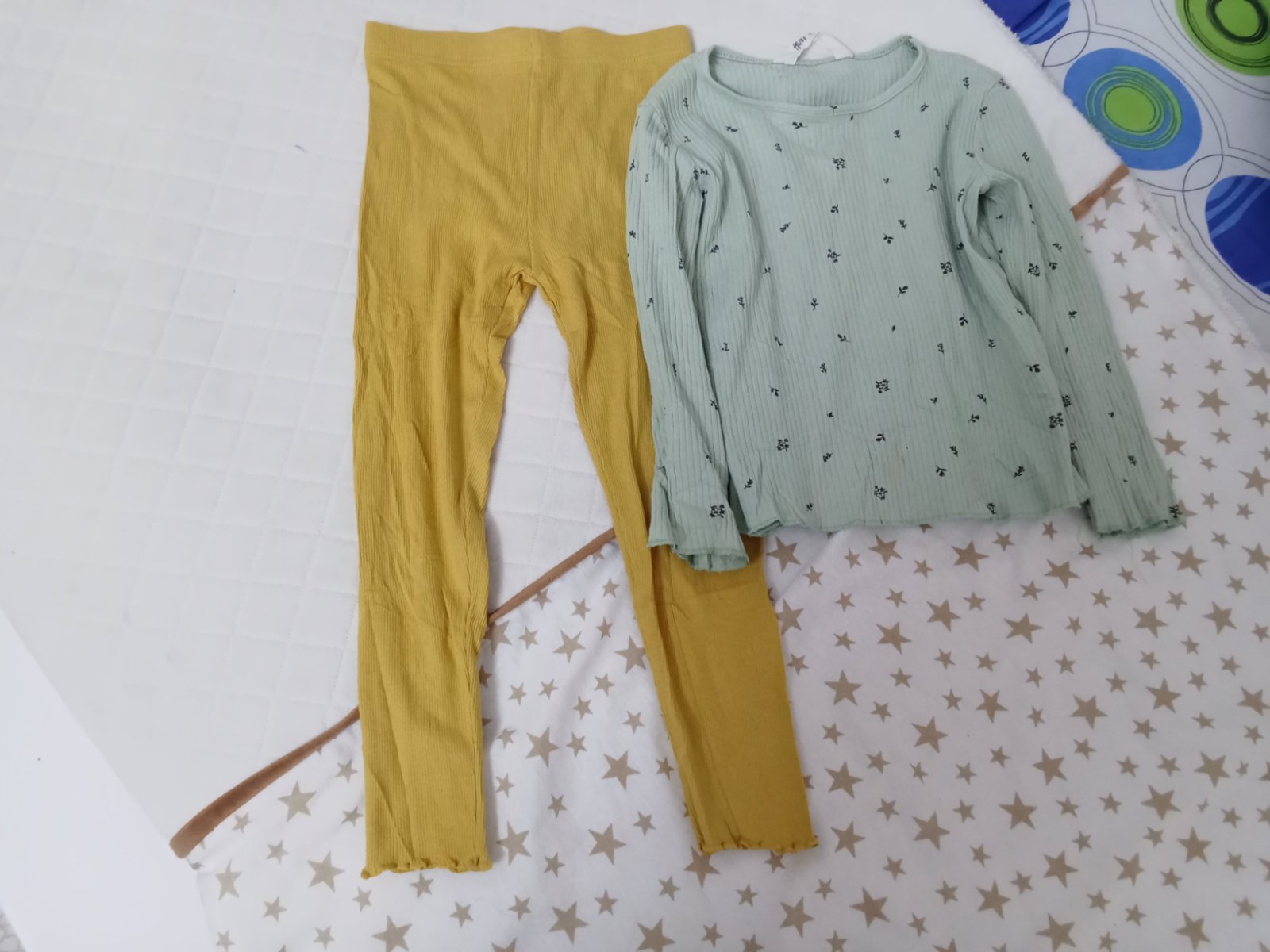 Lot pull et pantalon en coton