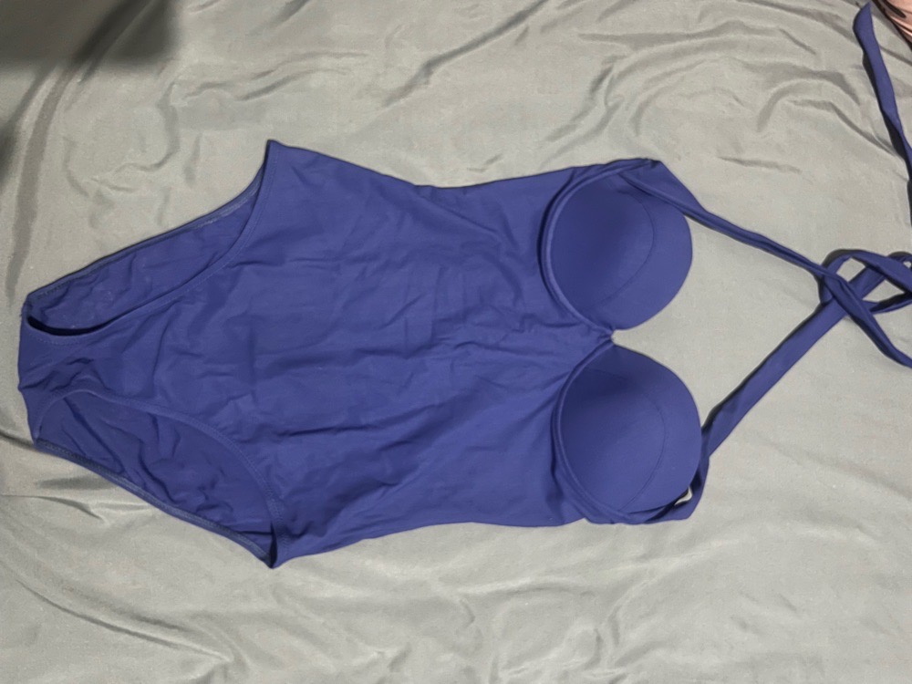 Maillot bleu 