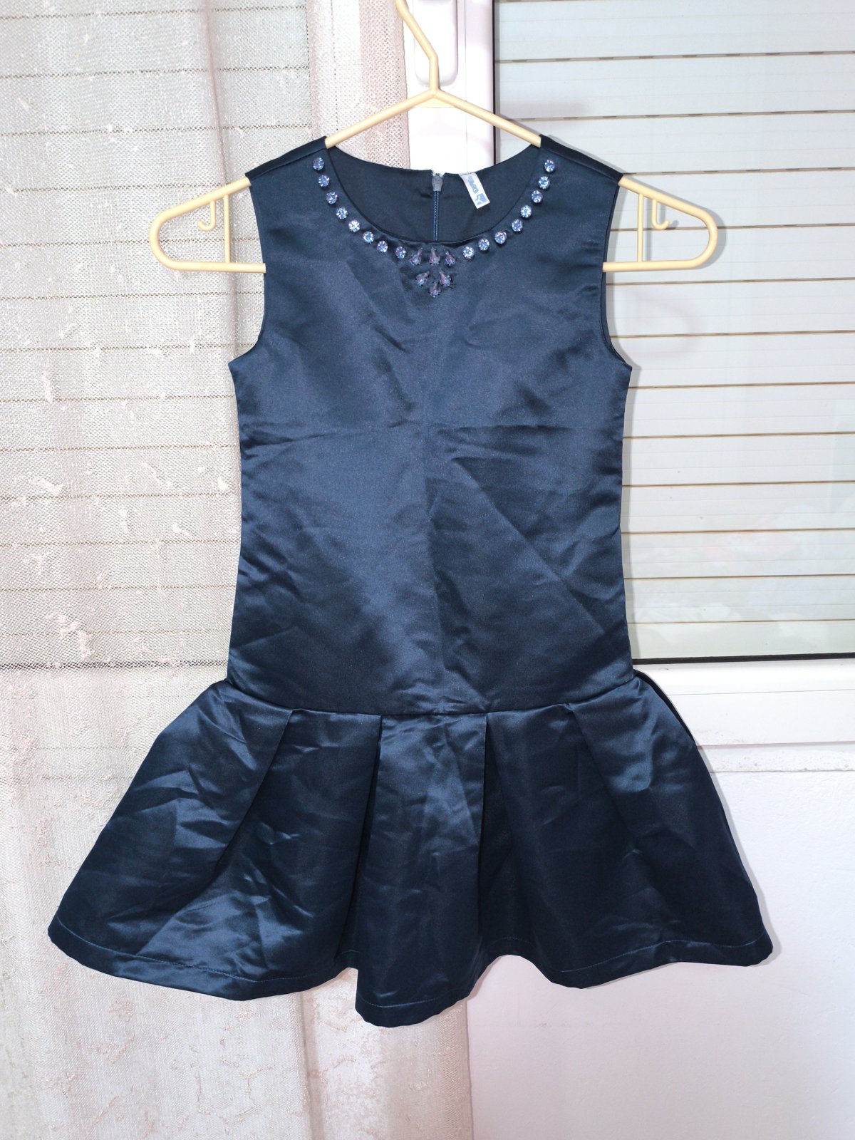Robe fillette bleu rois satiné 