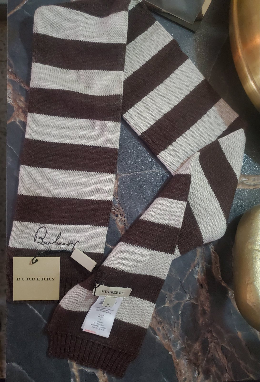 Cache col burberry