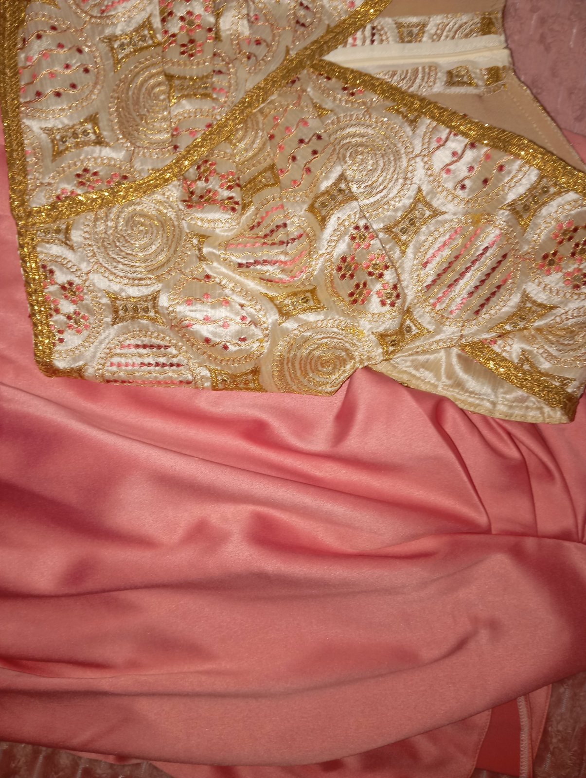 Fouta et blouza 