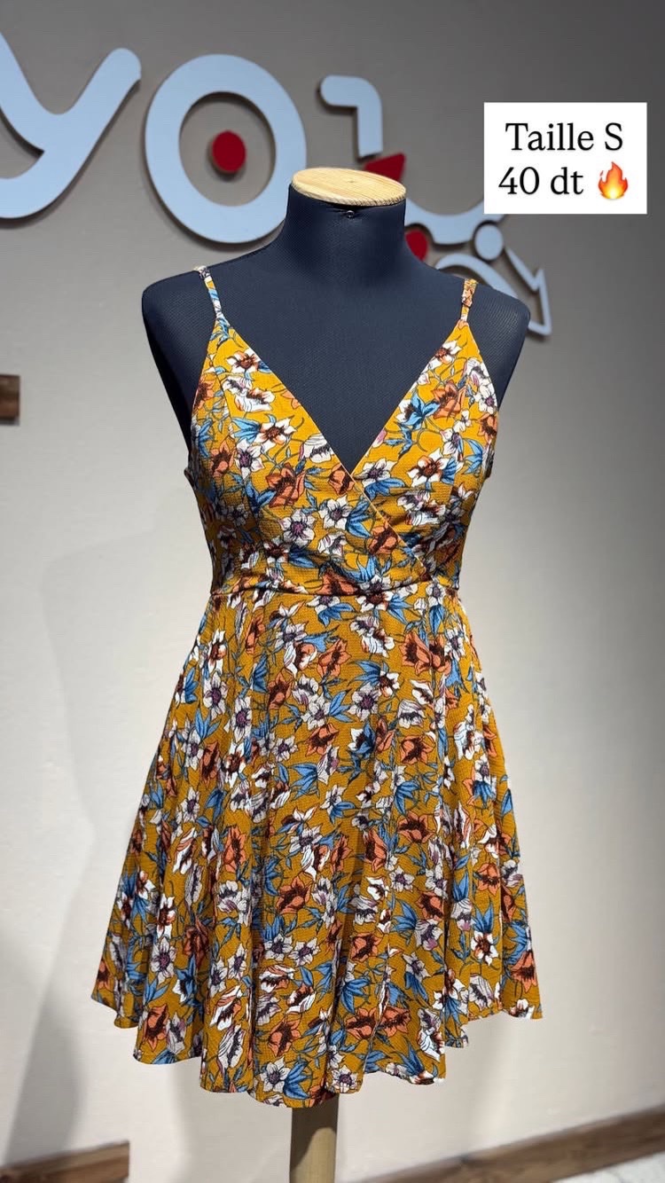 Robe jaune 