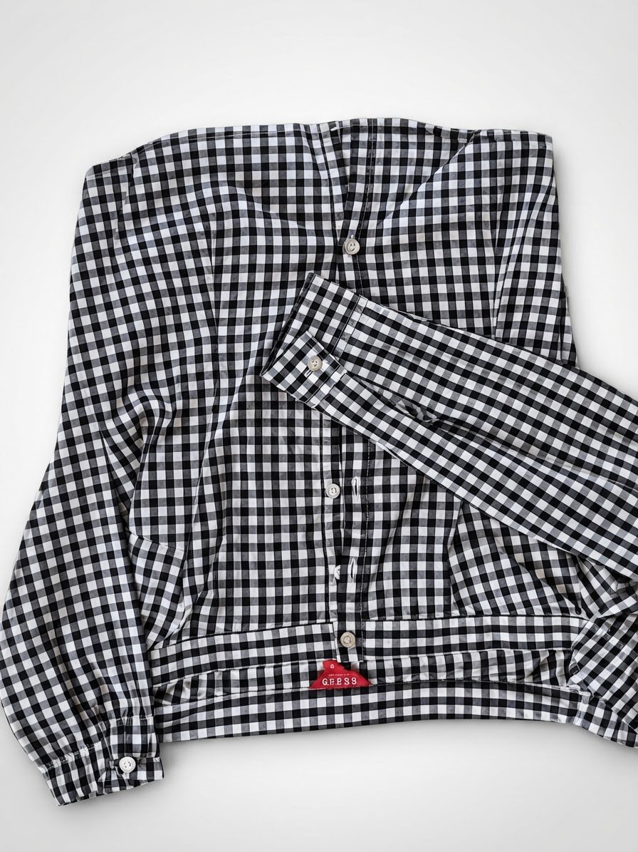 Chemisier GUESS à carreaux noir et blanc – manches bateau