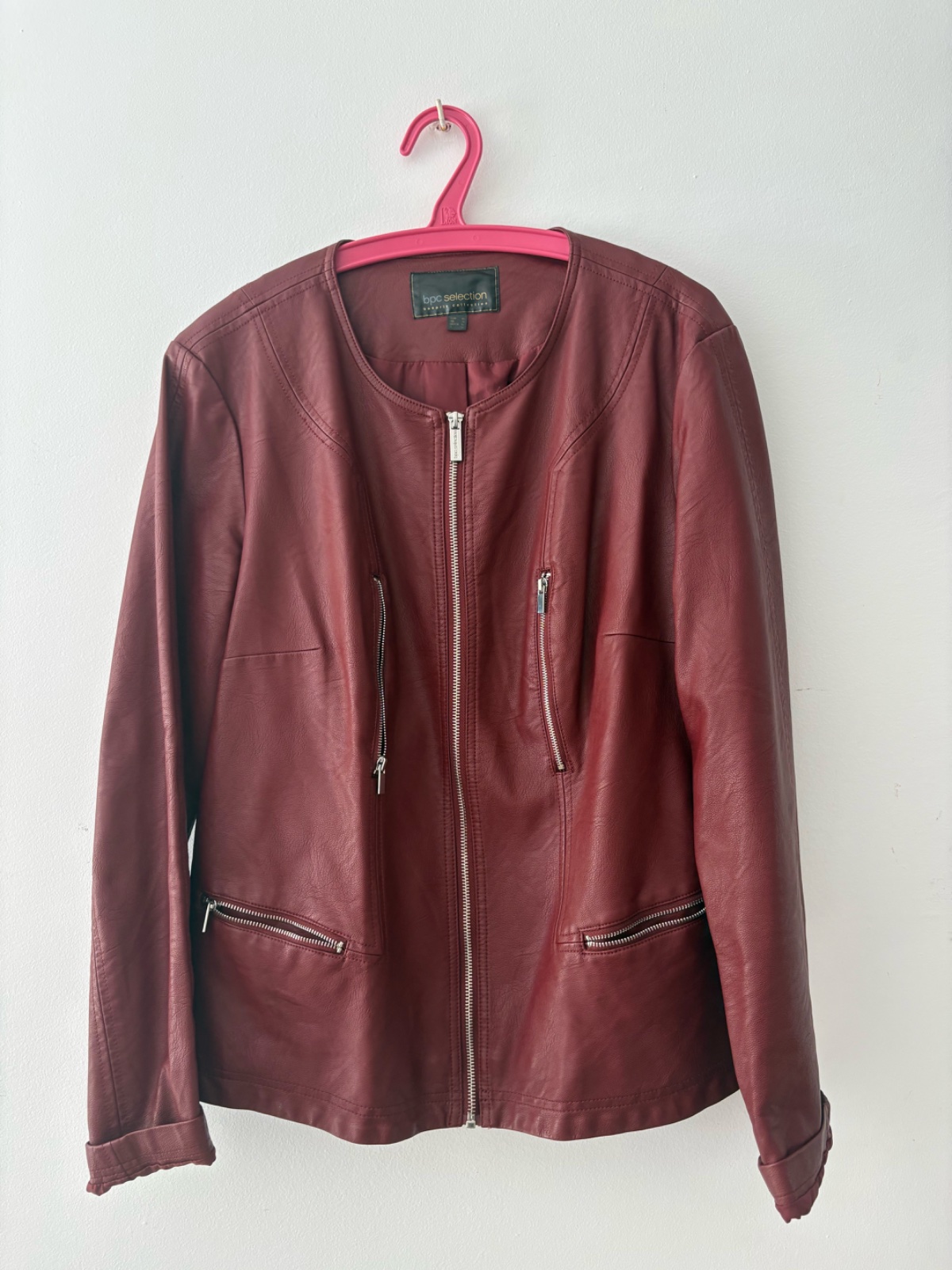 Veste en simili cuir taille 40
