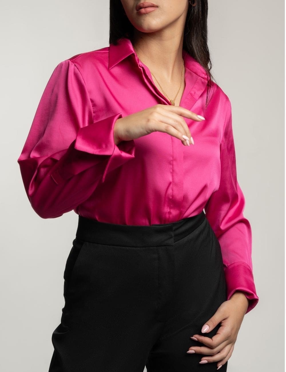 Chemise satinée taille L neuve