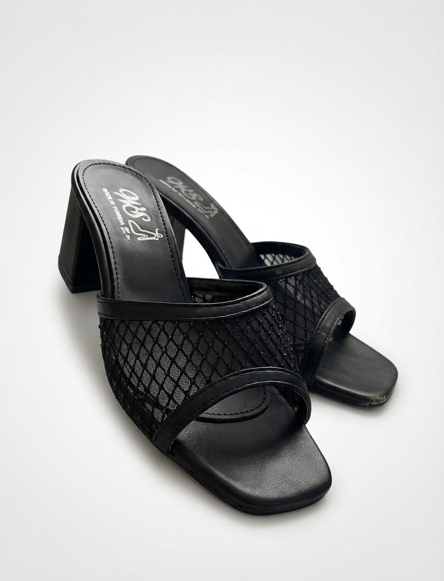 Mule en noir luxe