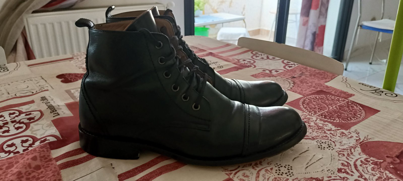 MAN SHOES