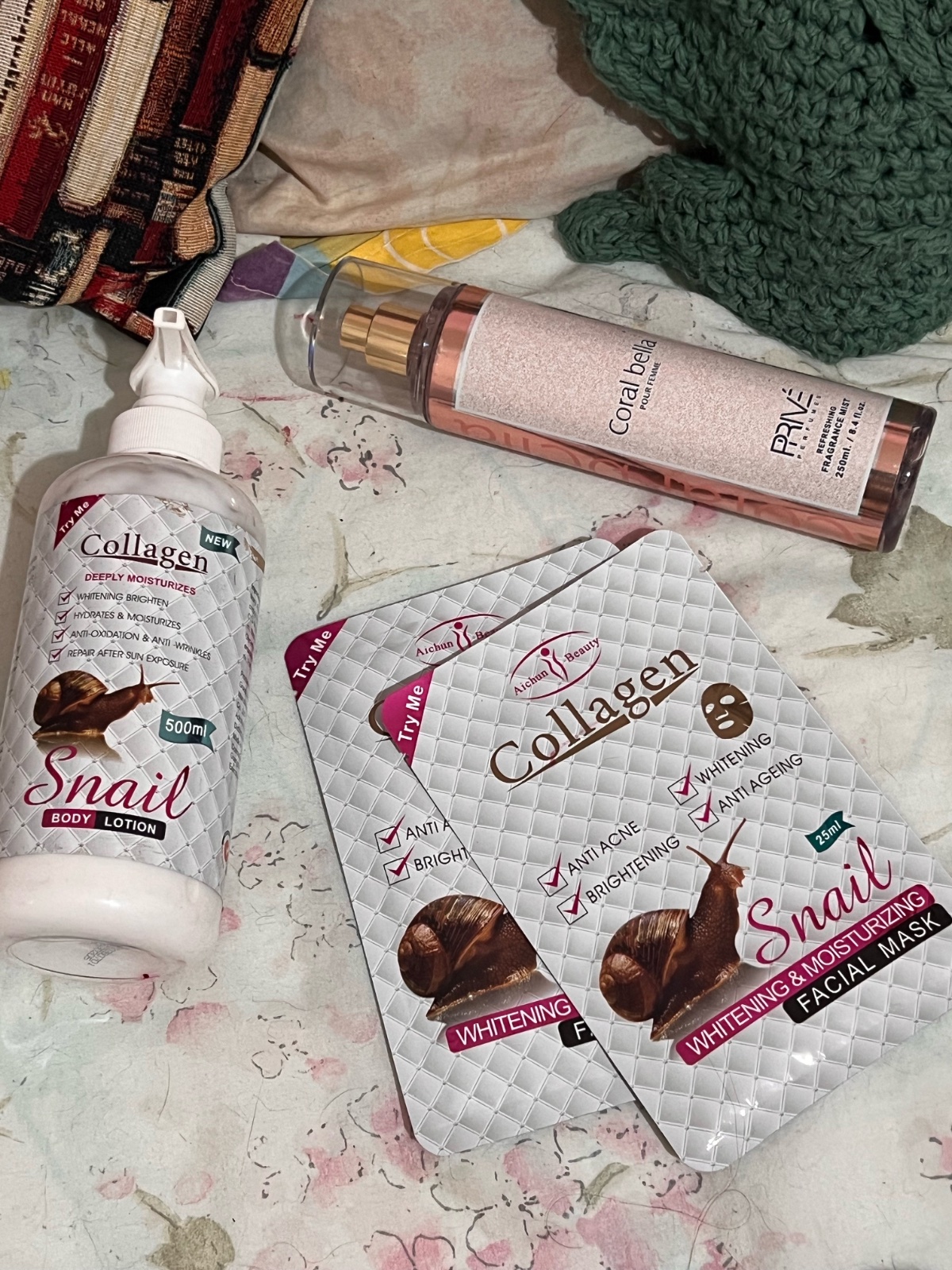 Lot: lait de corps et brume privé coral bella + cadeau ( mask)