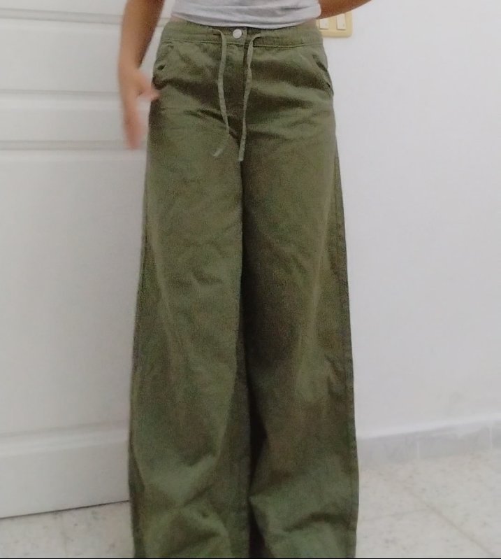 Pantalon jennyfer neuf jamais porté