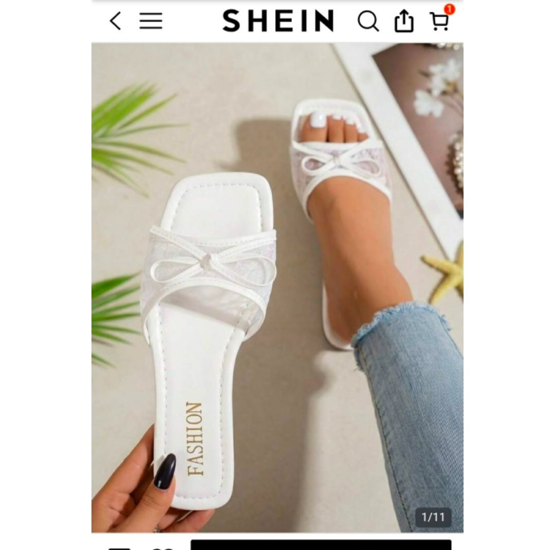 Claquette blanche dentelle ..marque shein