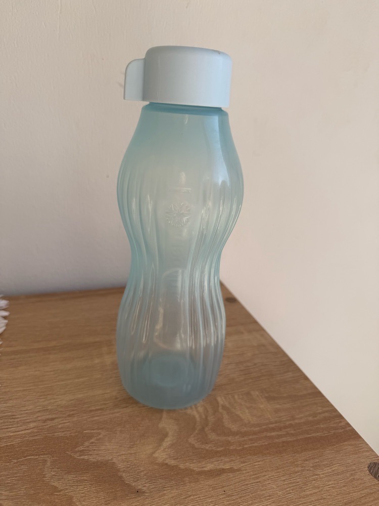 Bouteille ECO by tupperware 0,75L
