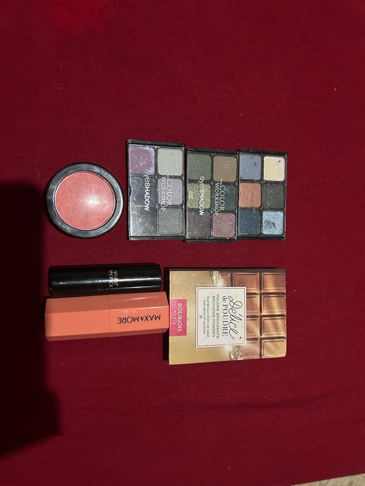Pack make up promo