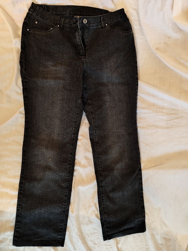 Pantalon de marque sarah kern  taille 42-44 