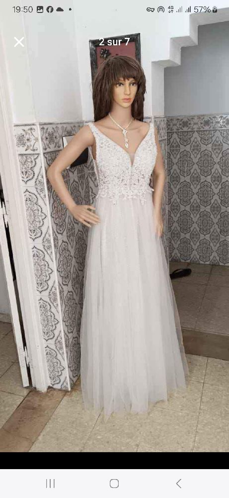 Robe fiançailles ou mariage Taille 38.40.42 robe importé d’Italie  neuf  ,acheter à 300 euro profitez-en promotion ,مطروزة 