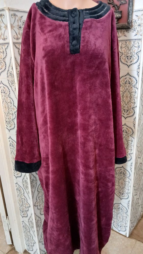 Robe dafdofa luxe de tres bonne qualité 