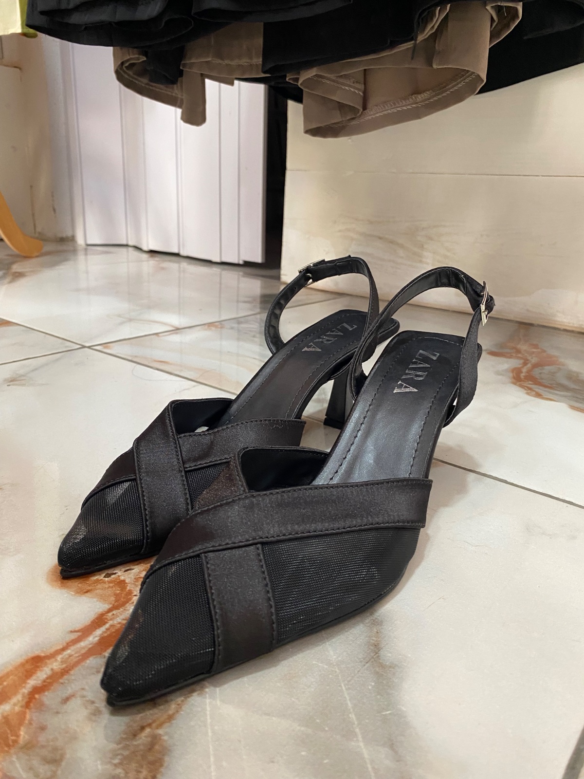Escarpins kitten heels noir- style zara 🖤