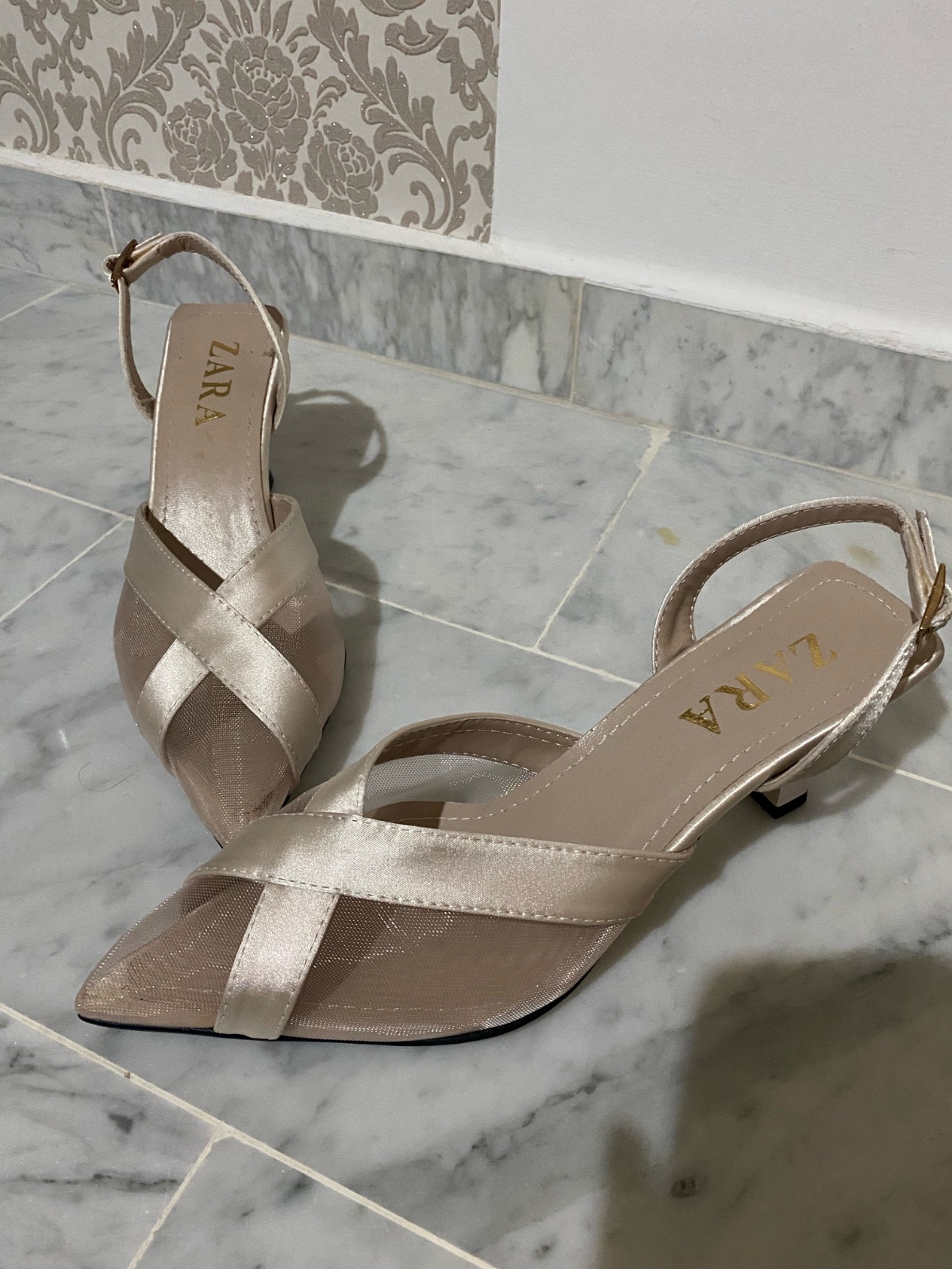 Escarpins kitten heels nude – Style Zara 