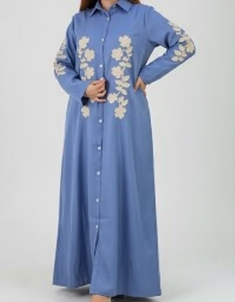 Robe chemise bleu jean à broderie