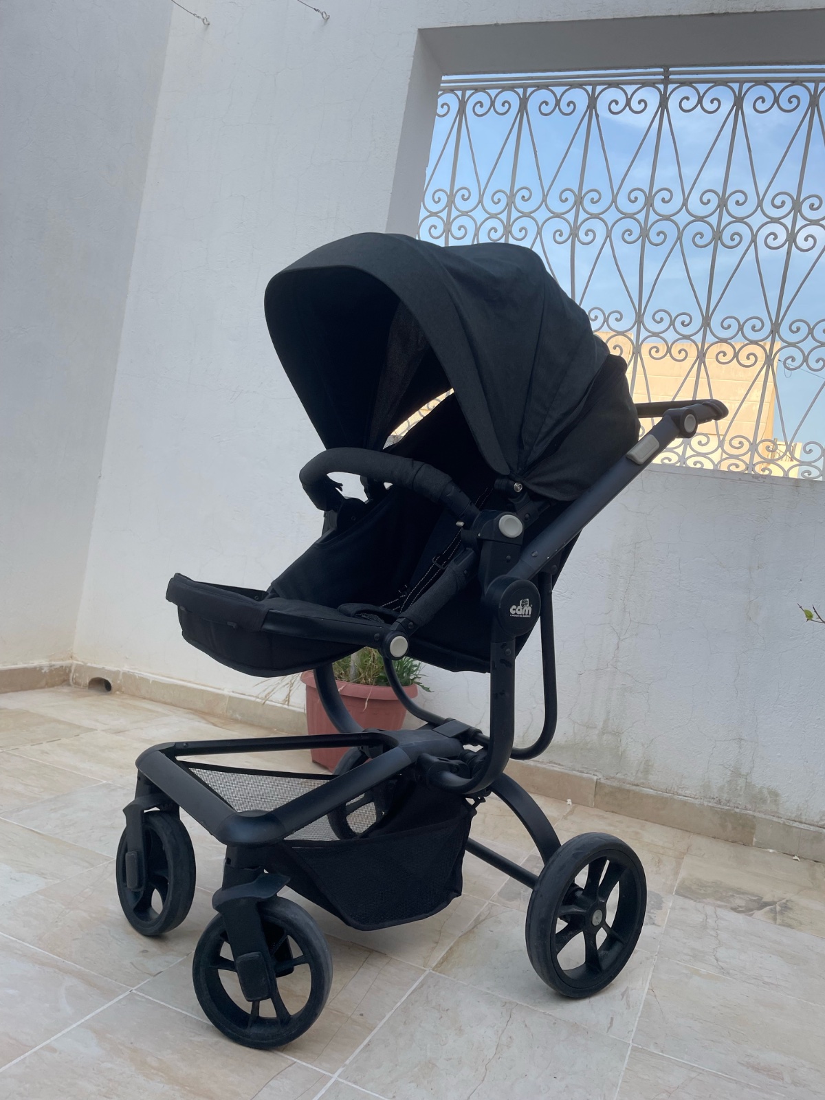 Pousette trio cam taski noir
