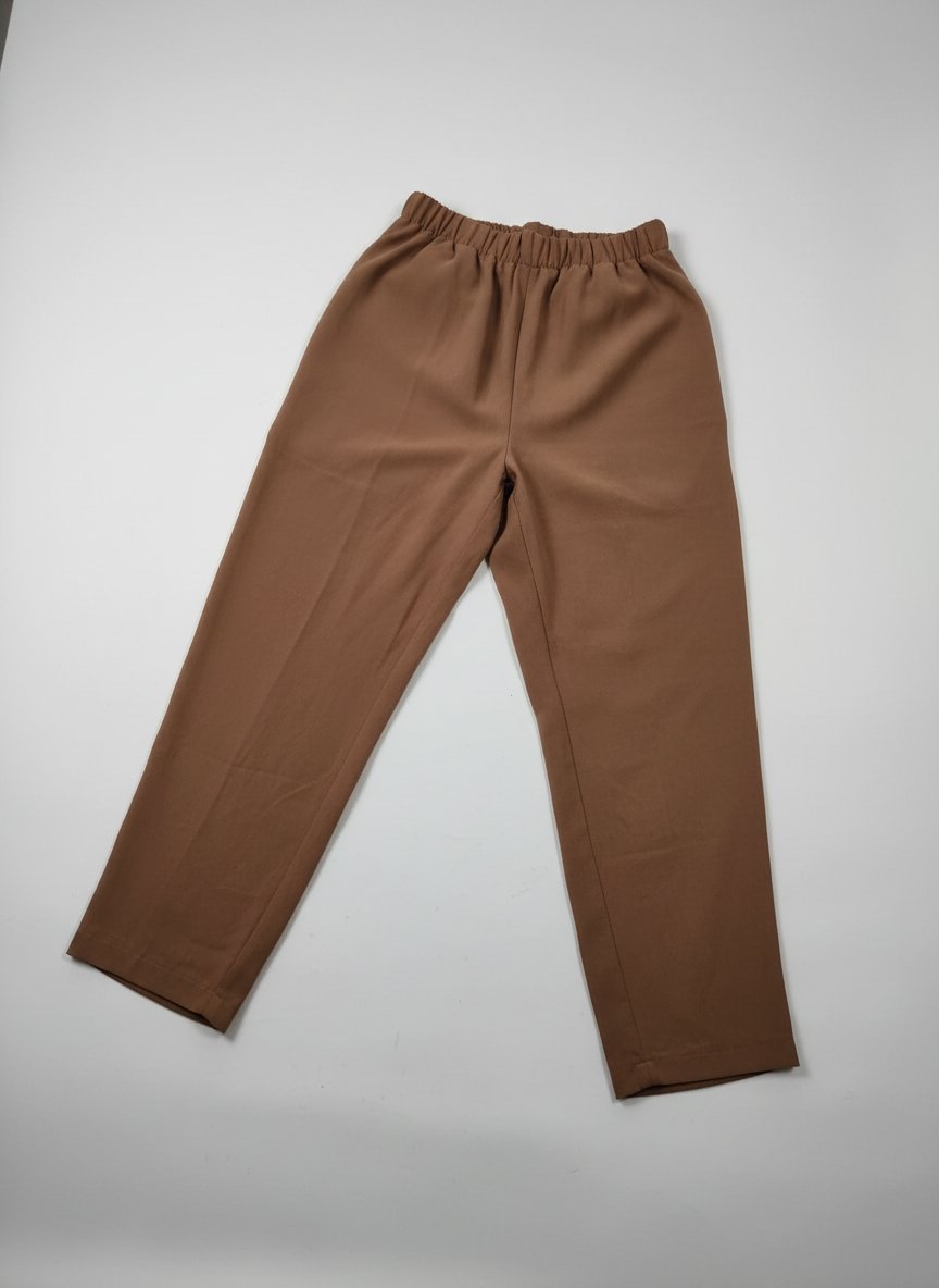 Un pantalon jamais porté 