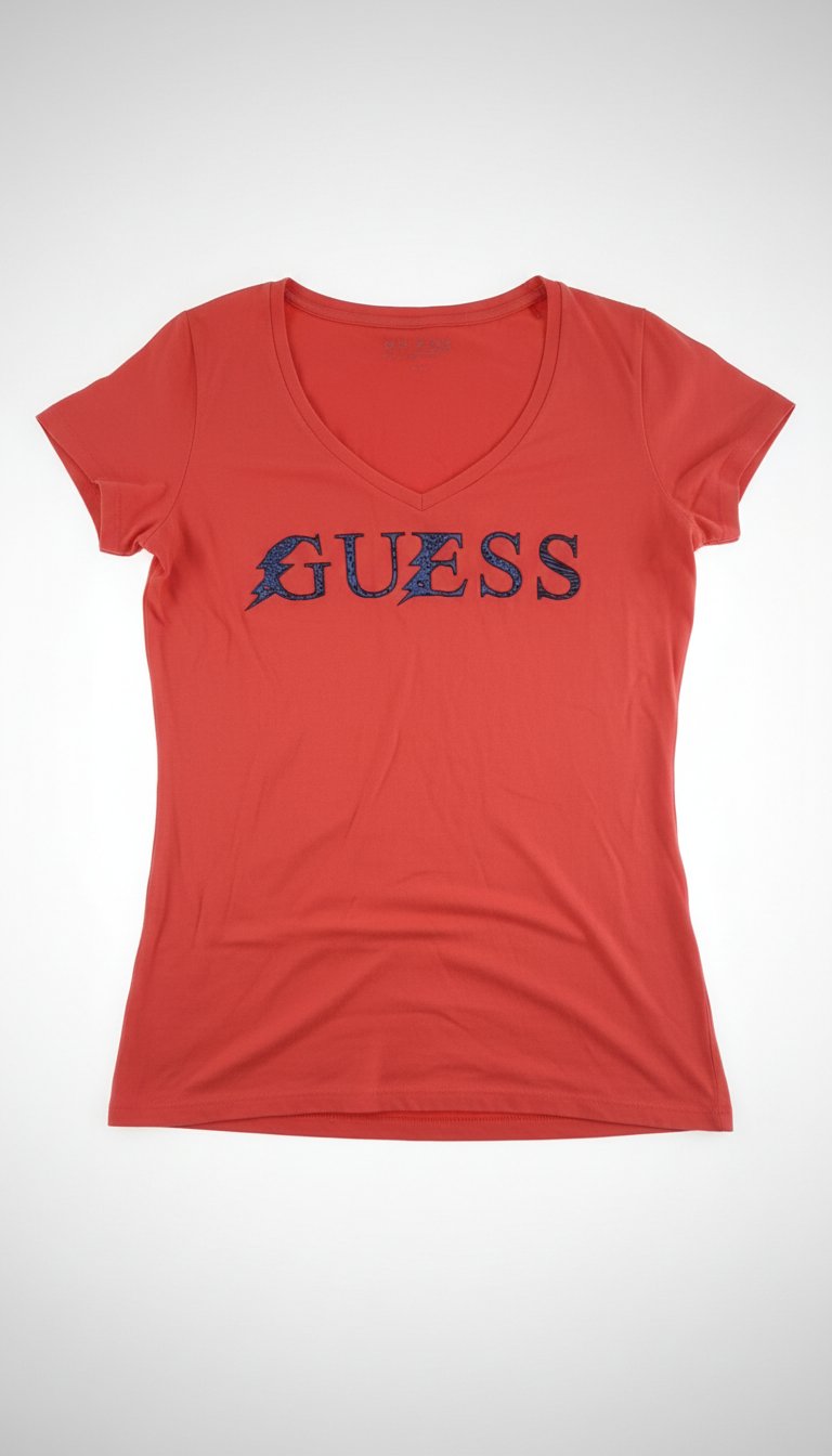 T-shirt Guess en excellent état 