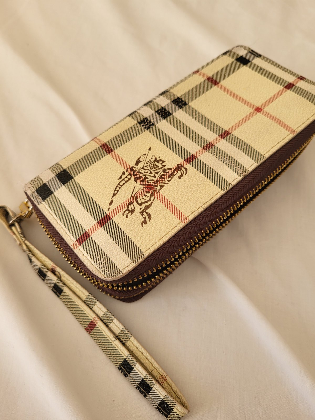 Portefeuilles Burberry authentique en bon état 
