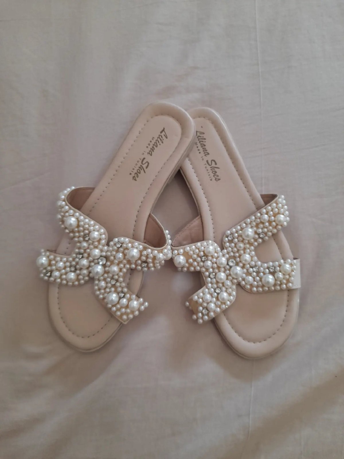 Claquette beige femme élégante