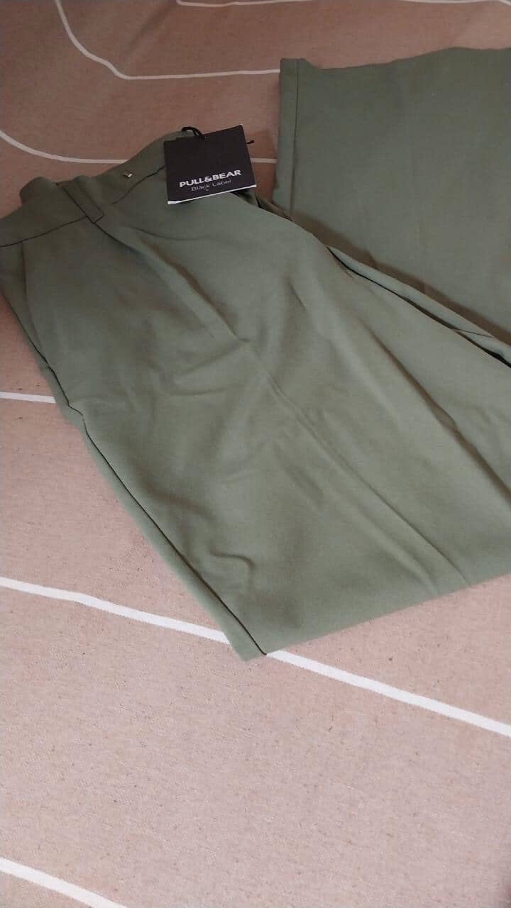 Pantalon vert muintaire 
