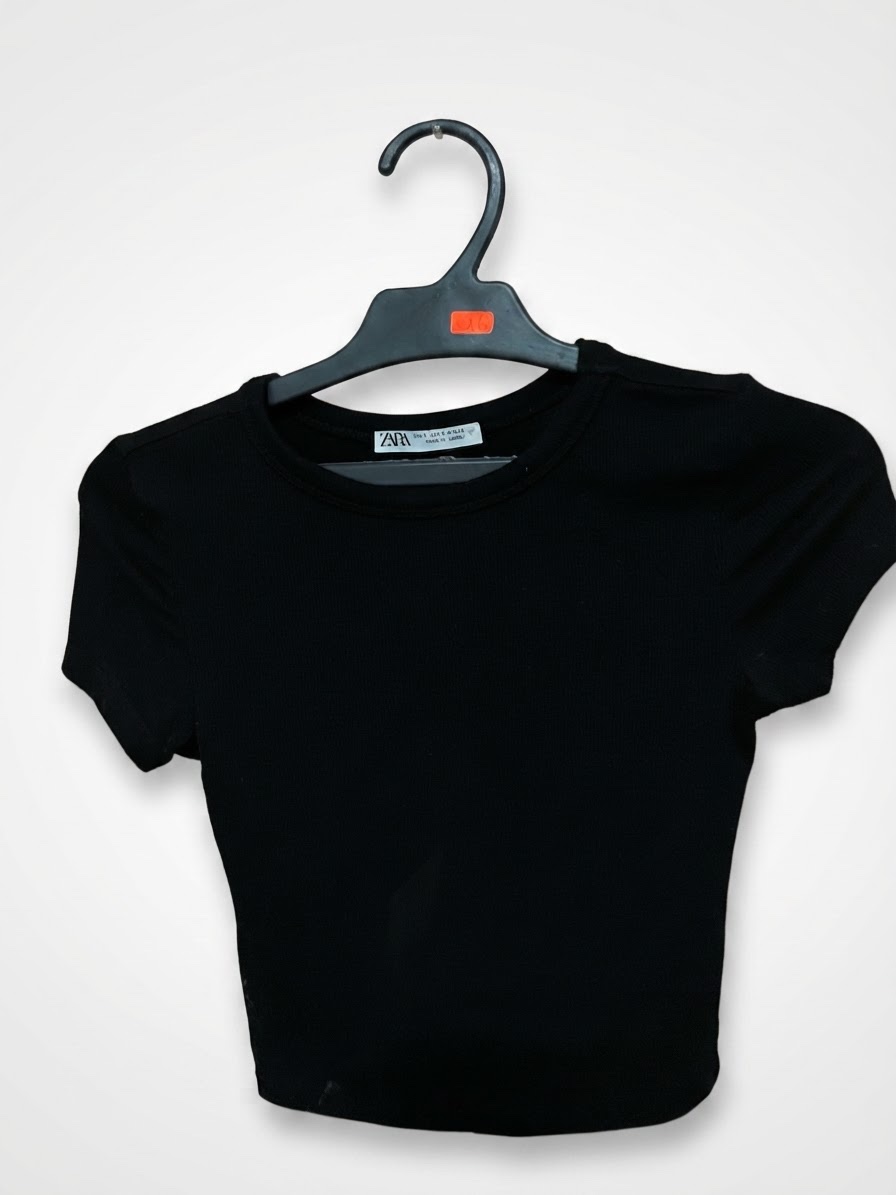 T-shirt noir zara